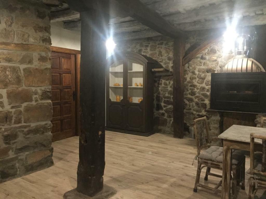 La Rama Del Castor Villa Espinama Eksteriør bilde