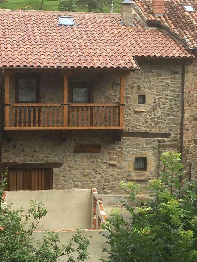 La Rama Del Castor Villa Espinama Eksteriør bilde